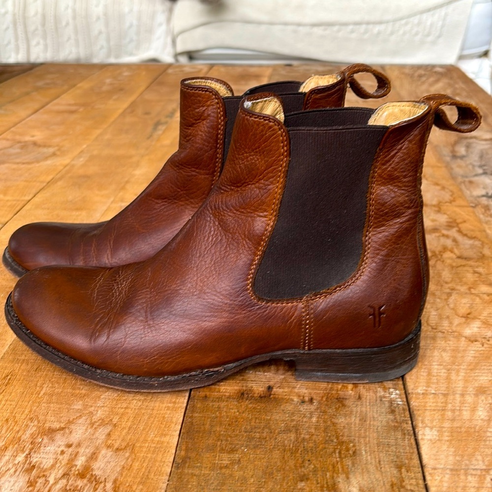 Frye, very gently used, Melissa Chelsea boots size 7.5 women’s.